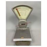 Pitney-Bowes Scale