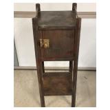 Humidor Smokers Stand