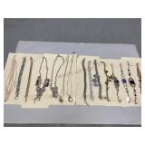 Miscellaneous Costume Necklaces & Bracelets