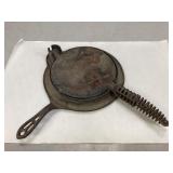 Vintage Griswold No 8 Cast Iron Waffle Maker