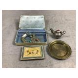 Antique Collectables and Trinkets
