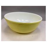 Vintage Pyrex 4 Qt Yellow Mixing Bowl