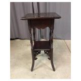 Victoria Oak Lamp Table