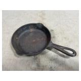 Griswold Cast Iron #3 Skillet