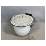 Enamel Chamber Pot