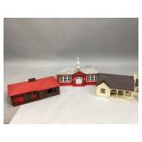 Assorted Plasticville Toy Train Accessories