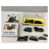 Assorted Arnold Rapido & Bachmann Toy Train Cars