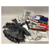 Miscellaneous Toy Train Cars & Accessories