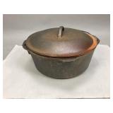 Lodge Cast Iron Lidded Dutch Oven