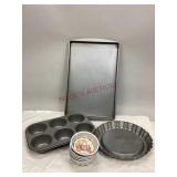 Assorted Metal Baking Pans