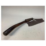 Antique Cooperï¿½s Axe