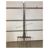 7 Tine Hay Fork