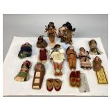 Assorted Native American Dolls & Mailing Novelties
