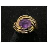 14KP Gold Ring with Purple Gemstone