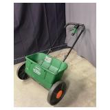 Scottï¿½s Turf Builder Classic Drop Spreader