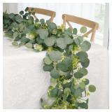 Eucalyptus Garland Faux Silk Leaves 5.5 ft
