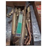 1 lot of cutting torch tissue and cutting torches