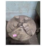 4-jaw independent lathe chuck