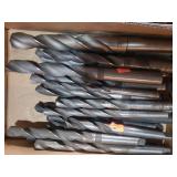 1 lot containing both regular and tapper shank drill bits in various sizes