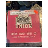 Union Twist Drill Co. 6” x 7/64” x 1/4” HSS Staggered Side Milling Cutter w/ Case