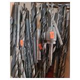 1 lot containing various sized tapper shank  and regular carbon steel drill bits