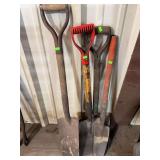 Lot of 4 Shovels & Spades – Round Point, Square Point & Drain Spade