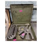 vintage Proto 4001 Universal Hub Puller set