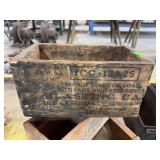 vintage Western Cartridge blasting caps small crate