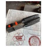 2 1/2 NC 4 thread tap. New