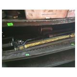 Hydraulic Porta-Power Ram w/ Spreader Attachment