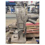 10 Ton No. 22 Heavy Duty Jack
