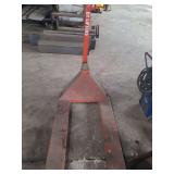 1 bt lifters pallet jack