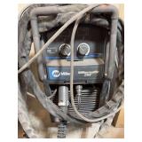 Miller Millermatic 252 MIG Welder w/ Gun, Leads, Regulator & Cart – 250 Amp Welding System