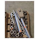Heavy Duty 3/4' Hammer Wrench w/ Various Sockets