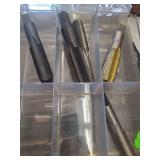 lot contains 9 threading taps