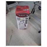 lot contains a Flowmaster  multipurpose 2 gal sprayer.