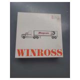 NIB Snap-on tools tractor trailer  1/64 scale die cast metal.