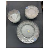 Fantasia Fine Crystal, 5 plates, 10 small plates, 8 small bowls