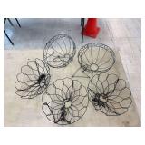 5 outdoor planting baskets