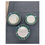 Small set of bowls, plates and saucers