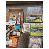 Assorted scale train track building pieces