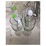 4 wine glasses.