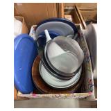 3 boxes of kitchen cookware