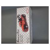 NIB Snap- on Tools 1953 Chevy Wrecker. die-cast 1:24 scale.