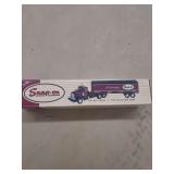 NIB Snap-on tools 1948 Peterbilt tractor Trailer limited edition collectors series.  1/43 scale die cast metal coin bank.