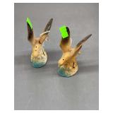 Two bird salt and pepper shakers.