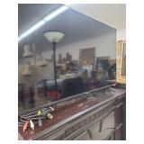 lot contains  a Hisense route 40 inch tv with remote and cables along with wall mount bracket.