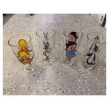 Box of approximately 30 Looney Toon collectible glasses