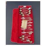 Rogers Silverware Flatware Set with spoons,knifes and forks