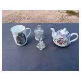 Assorted Decorative Porcelain & Crystal – Bunny Mug, Floral Teapot & Trinket Pieces